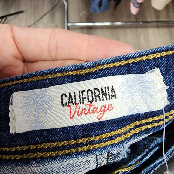 California Vintage High Rise Skinny Jeans Size 7 - Picture 7 of 9